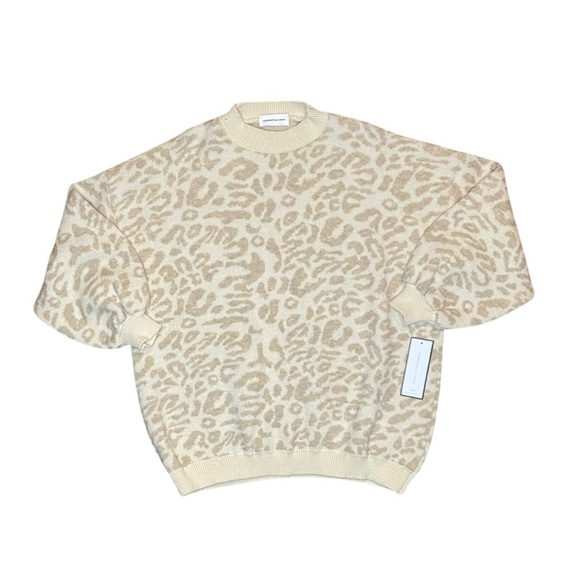 NWT Goodnight Macaroon Animal Print Sweater - Picture 1 of 4